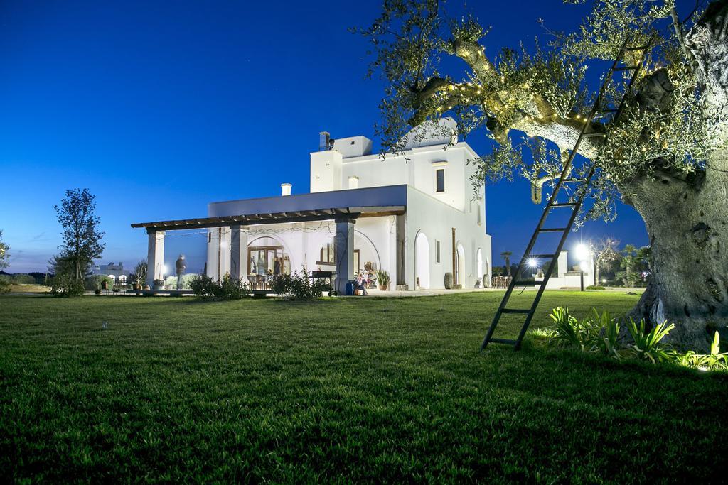 Tenutayala - Residenza Agrituristica ปาราบิตา ภายนอก รูปภาพ